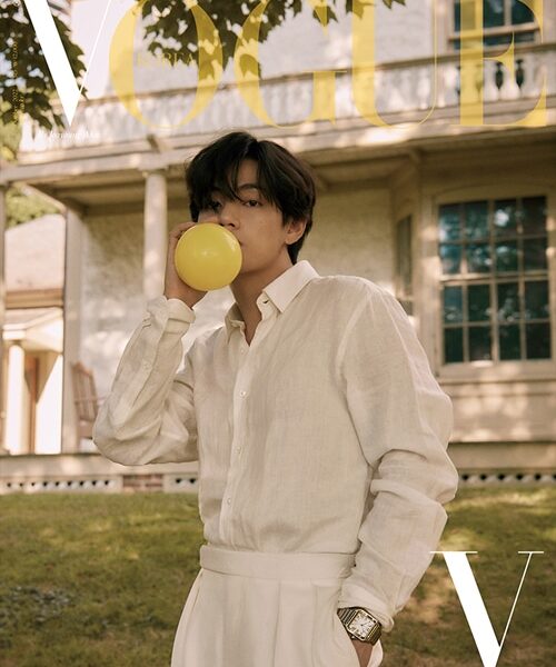 vogue-korea-october-v-cover-f-main