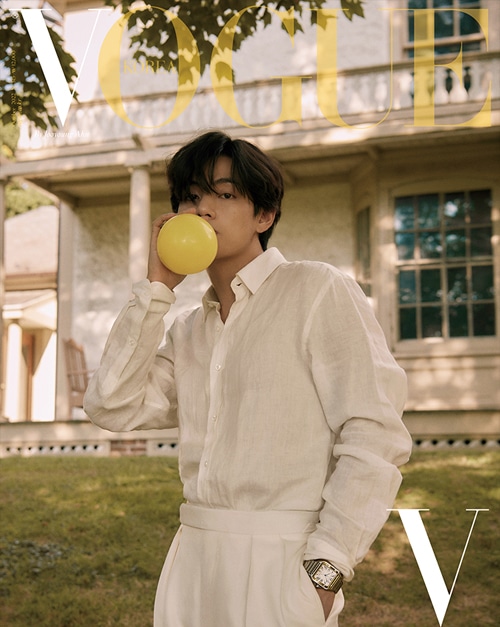 vogue-korea-october-v-cover-f-main