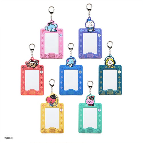 bt21-photo-golder-hanbok