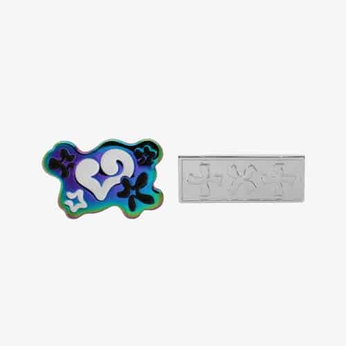 tomorrow-x-together-badge-set tomorrow-x-together-badge-set
