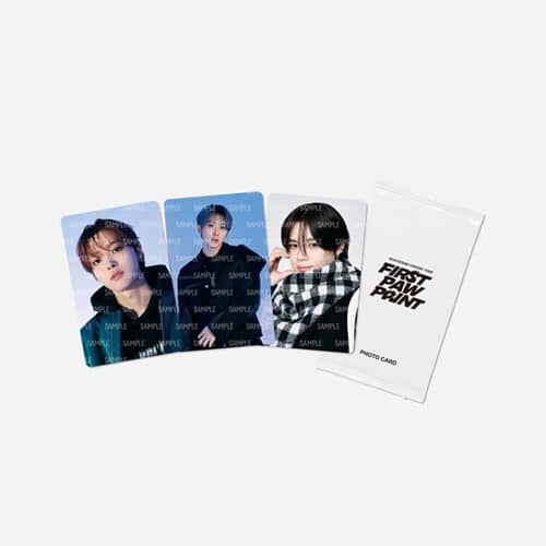 2024-&team-concert-tour-first-paw-print-random-photo-card